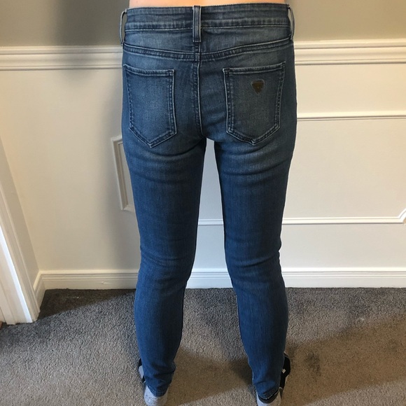 Guess Jeans - Picture 8 of 8